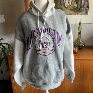 Vintage UW Huskies Hoodie